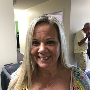 Meet your Posher, Sherry